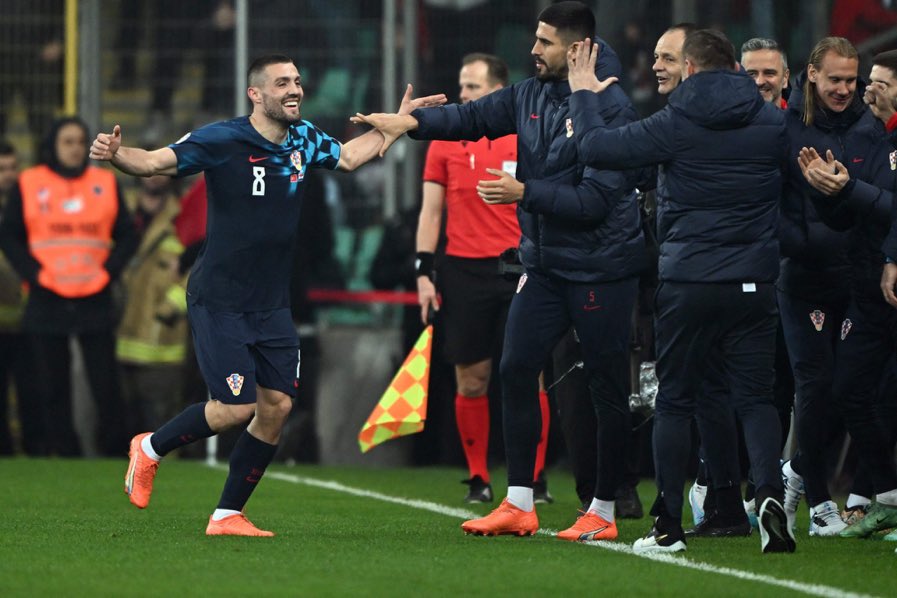 Kovacic scored twice as Croatia beat Turkey