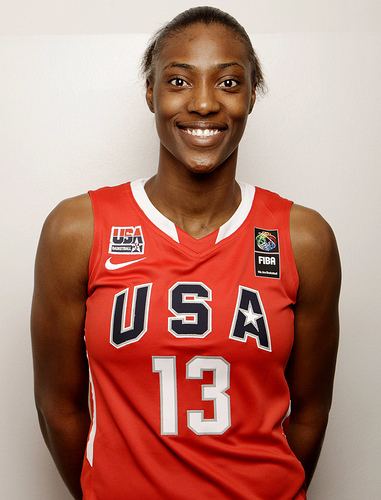 Sylvia Shaqueria Fowles height is 6 ft 5 in