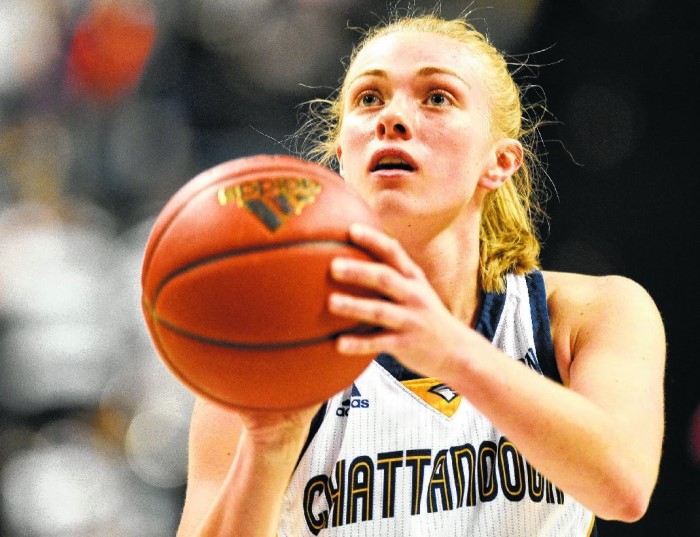 Shortest WNBA Players - Debbie Black